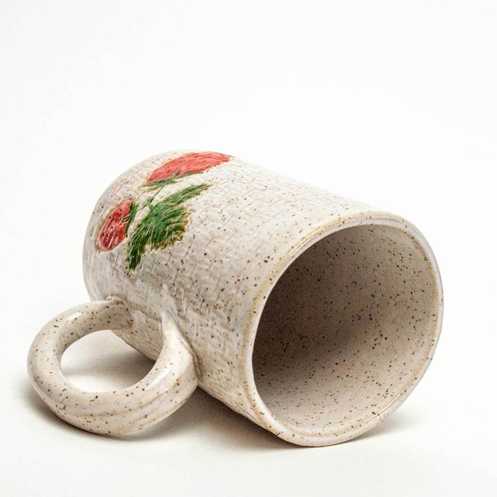16 oz. Mug Strawberry White
